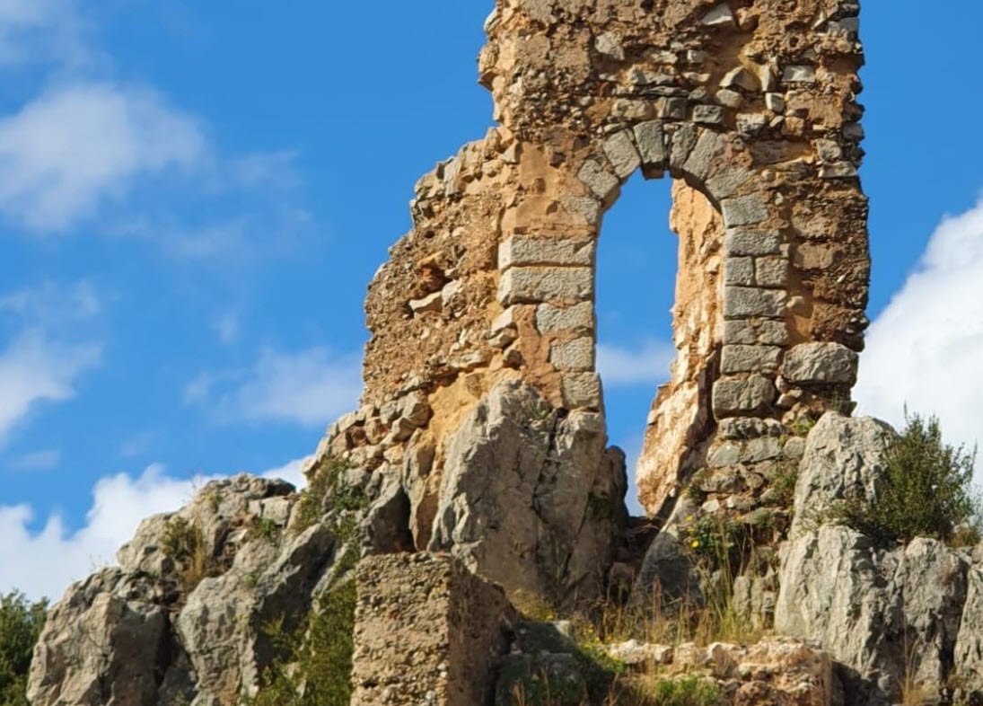 Castillo de Marinyen, Spain